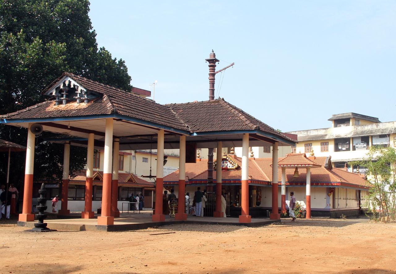 Swades Residency Cheruvalli Ngoại thất bức ảnh